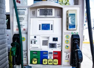 Buntut Kelangkaan BBM, Walikota Balikpapan Tinjau Langsung SPBU