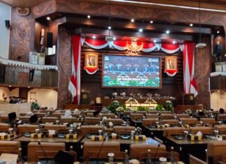 DPRD Jatim Terima Tunjangan Rumah dan Transportasi Capai Rp70 Juta per Bulan
